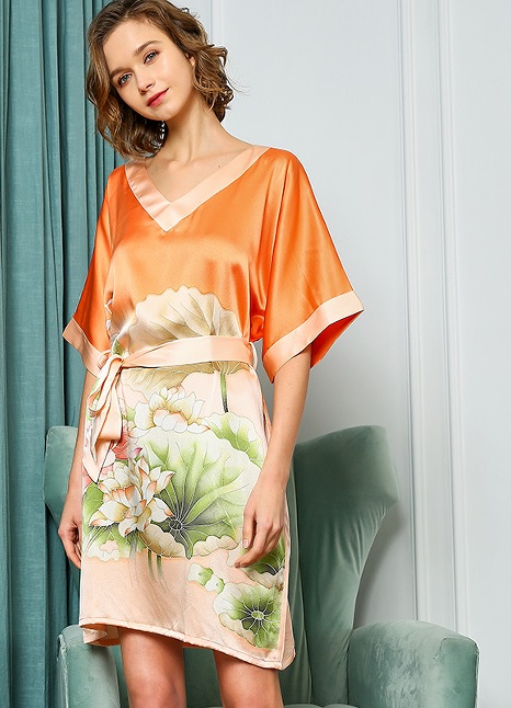 Custom Printed Luxury Silk Robes for Ladies