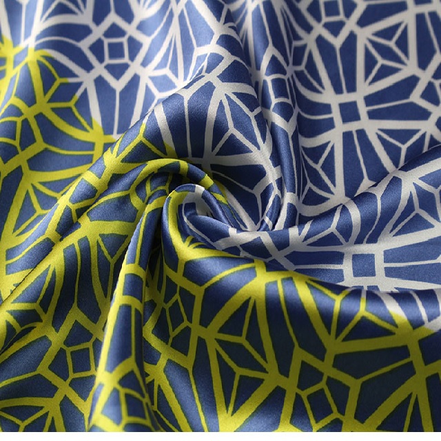 Silk Printed Fabric for Products Shirt for Sale on Line