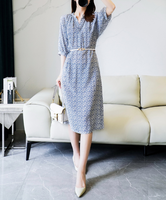 Ladies Silk Designer Dress with Sleeves for Girl